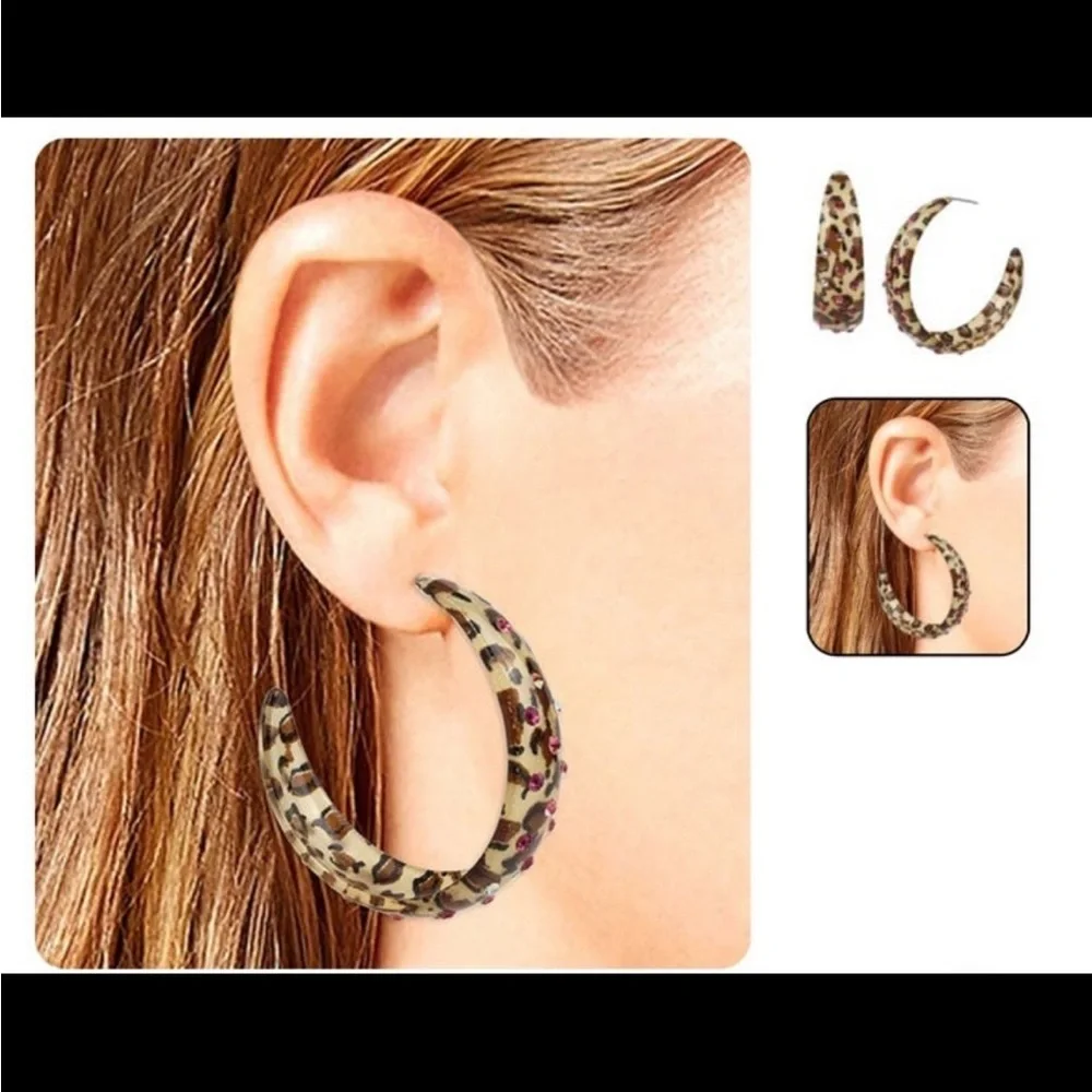 NWT Betsey Johnson leopard hoops - Picture 1 of 4